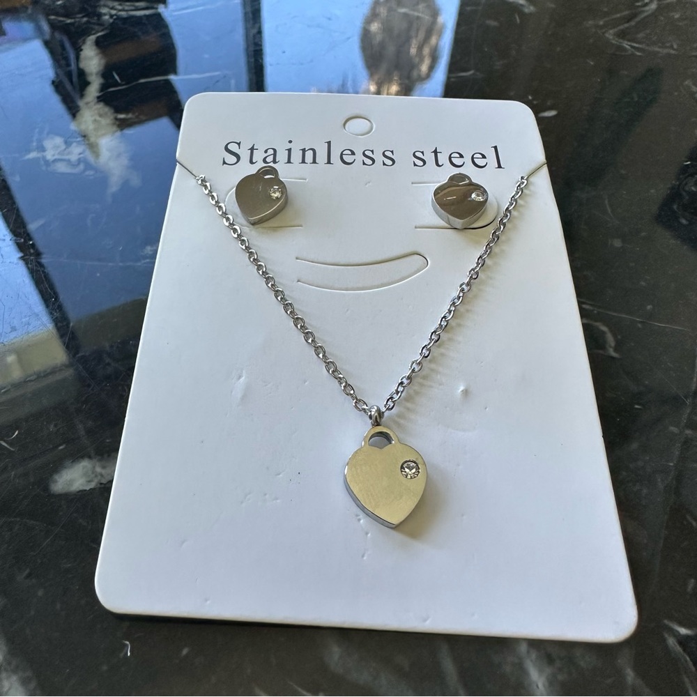 MY VALENTINE ♡ Stainless Steel HEART GIFT SET - Picture 3 of 7